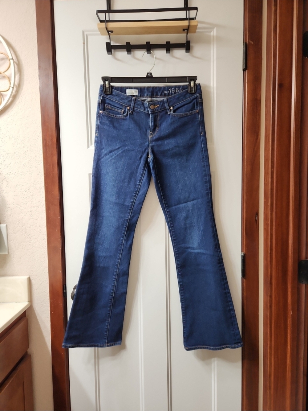 NWOT GAP 1969 Perfect Boot Jeans - 27R